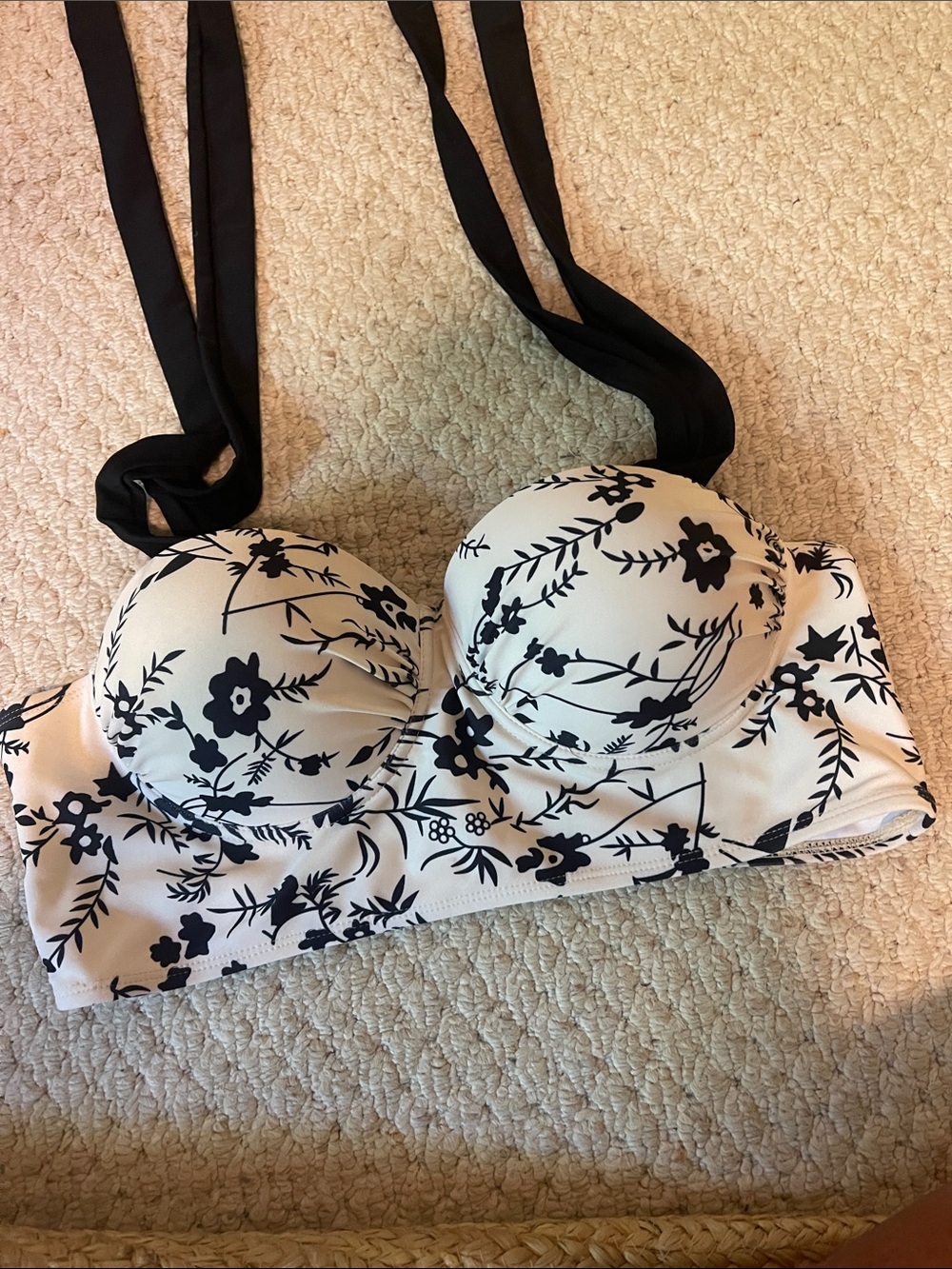 SHEIN Black & White Floral Longline Swim Bra